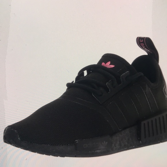 New ADIDAS NMD_R1 Primeblue W NEW BNWT 6.5 youth / 8 women - Picture 1 of 8